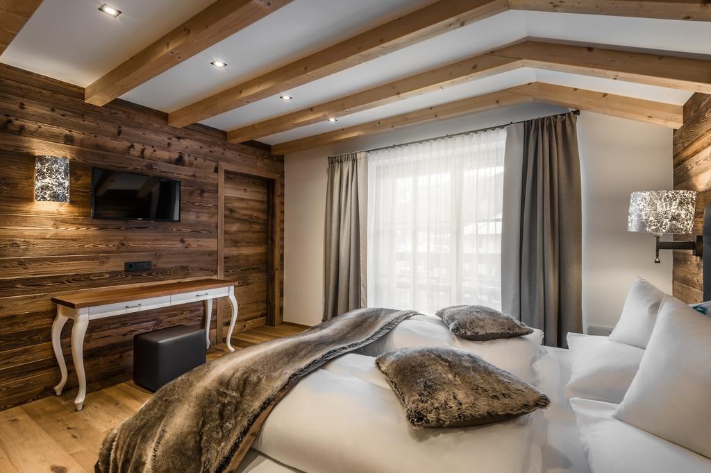 Liondes Chalets San Vigilio Di Marebbe Ngoại thất bức ảnh