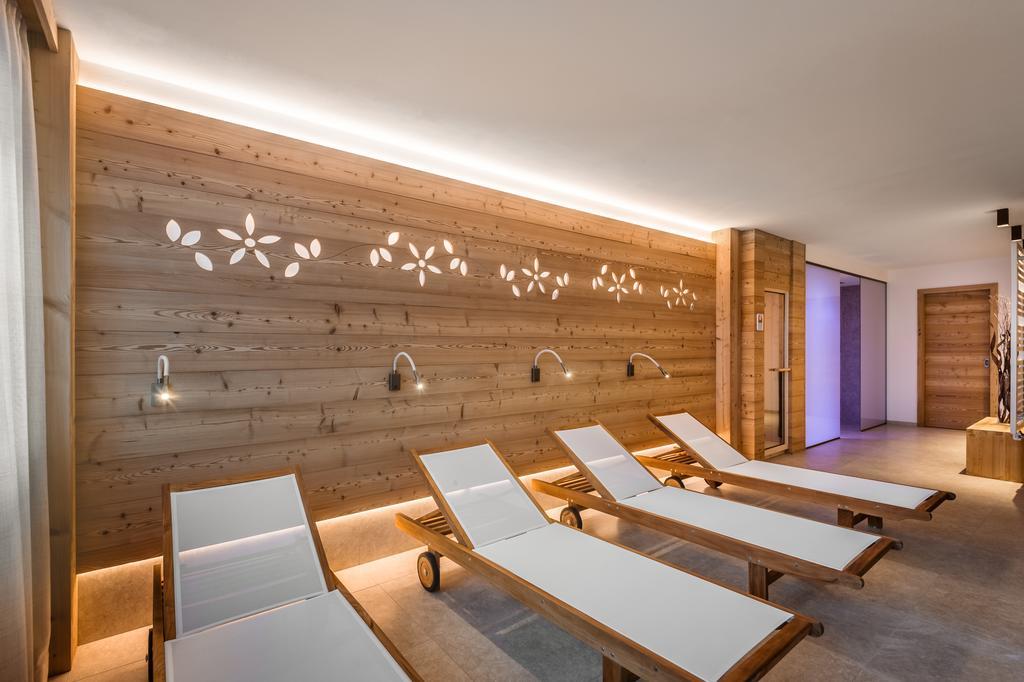 Liondes Chalets San Vigilio Di Marebbe Ngoại thất bức ảnh