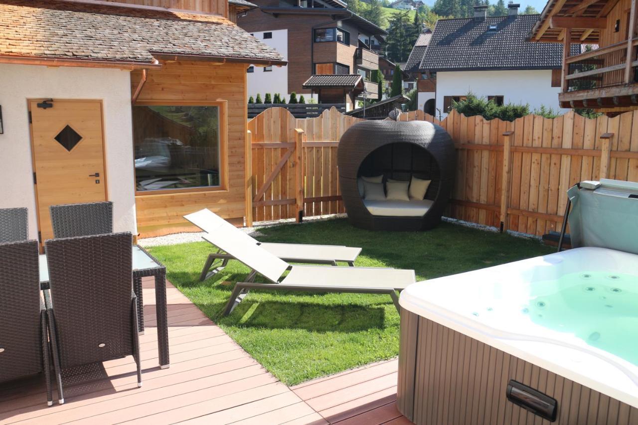 Liondes Chalets San Vigilio Di Marebbe Ngoại thất bức ảnh